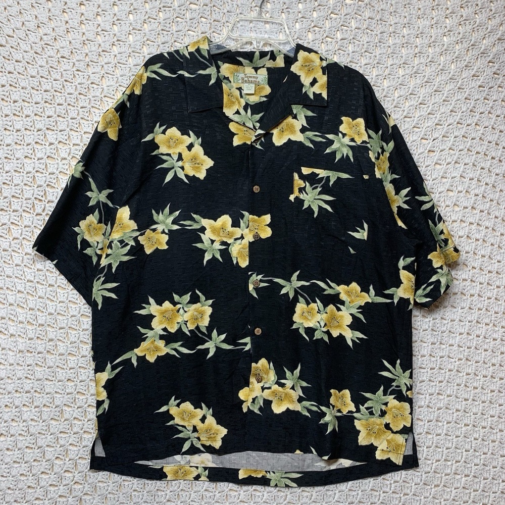 Tommy Bahama 100%Silk Shirt Mens XL Black Floral  Hawaiian Button Up Beach Camp
